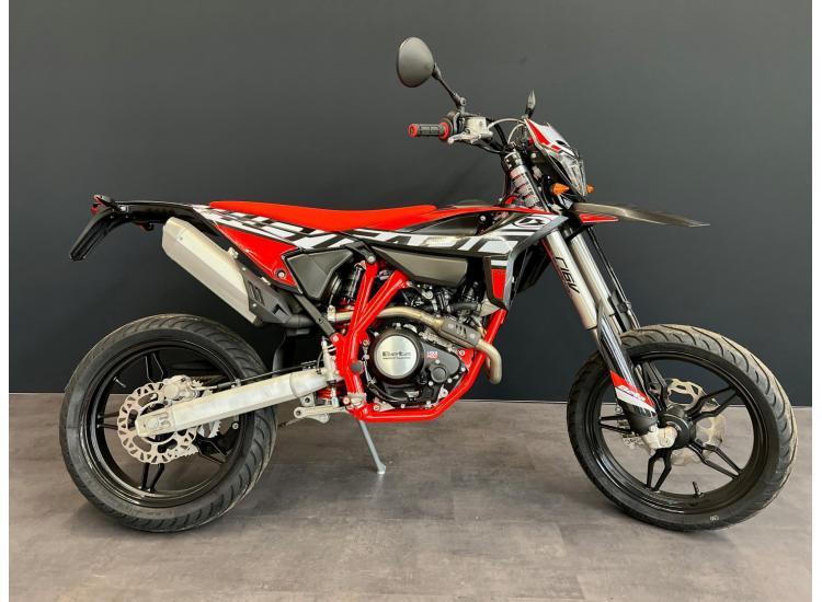 BETA RR 4T 125 LC NEUVE ET GARANTIE 2 ANS !