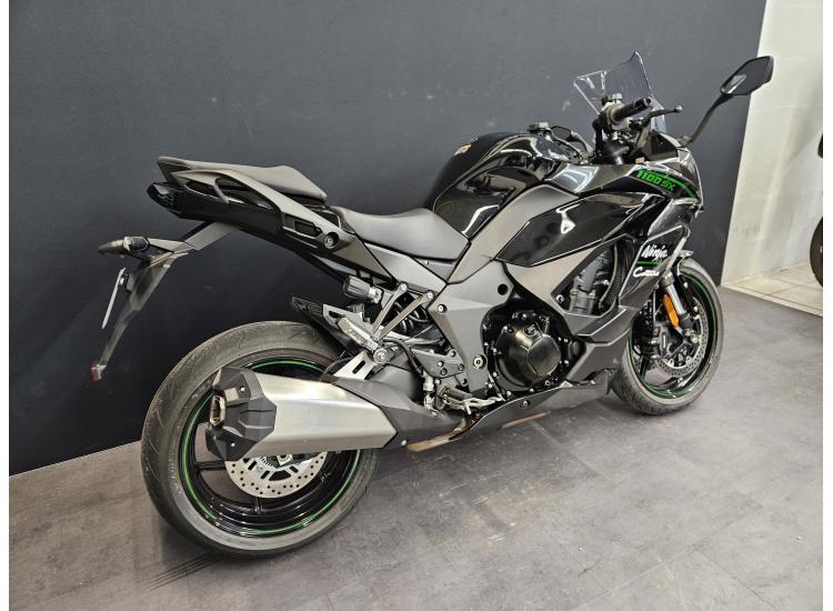 KAWASAKI NINJA 1100 SX DEMO BIKE 365 KMS SEULEMENT !