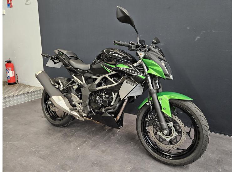 KAWASAKI Z 125 1° MAIN 731 KMS SEULEMENT !
