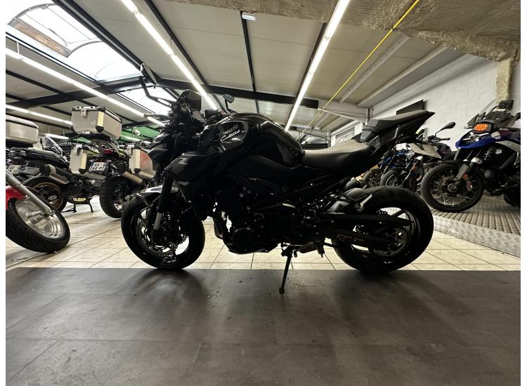 KAWASAKI Z 900 A2 1ER MAIN REVISÉE & GARANTIE !