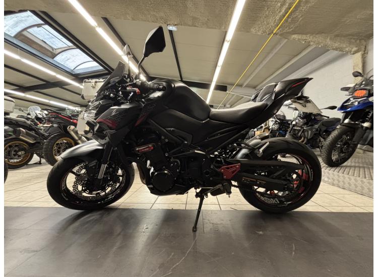 KAWASAKI Z 900 Full