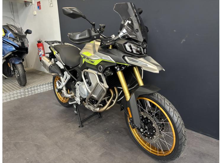 VOGE DS900X NEUVE GARANTIE 3 ANS ! 