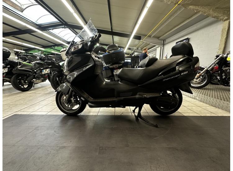 SUZUKI BURGMAN 650 REVISEE & GARANTIE 12 MOIS !