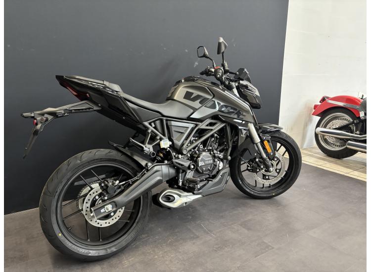 VOGE R 125 NEUVE GARANTIE 3 ANS ! 