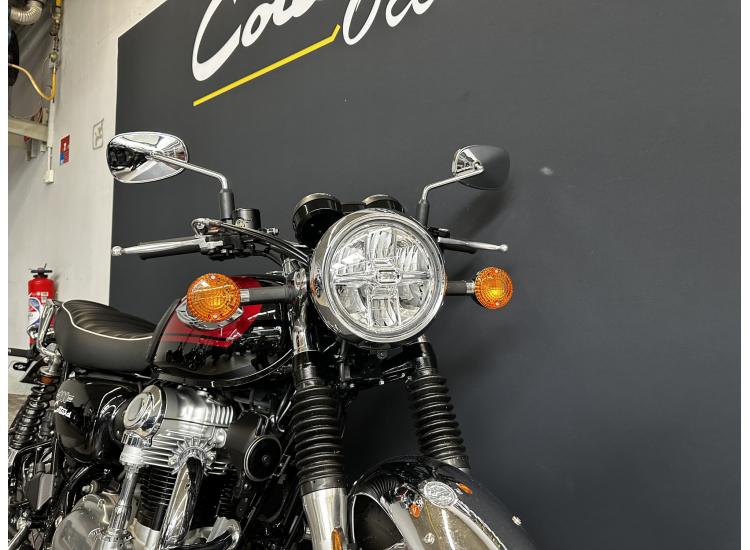 KAWASAKI W800 REVISEE & GARANTIE !