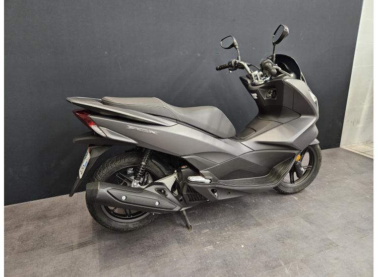 HONDA PCX 125 REVISE ET GARANTI 12 MOIS !