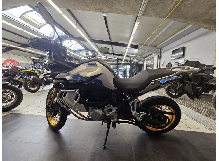 VOGE 900 DSX NEUVE GARANTIE 3 ANS !