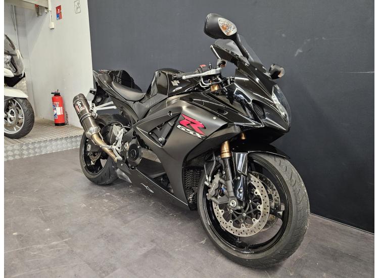 SUZUKI GSXR 1000 1° MAIN REVISEE ET GARANTIE !