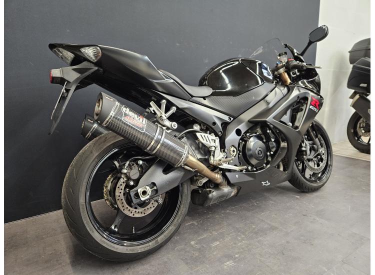 SUZUKI GSXR 1000 1° MAIN REVISEE ET GARANTIE !