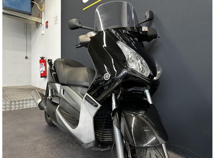 YAMAHA X-MAX 250 REVISEE & GARANTIE 12 MOIS ! 