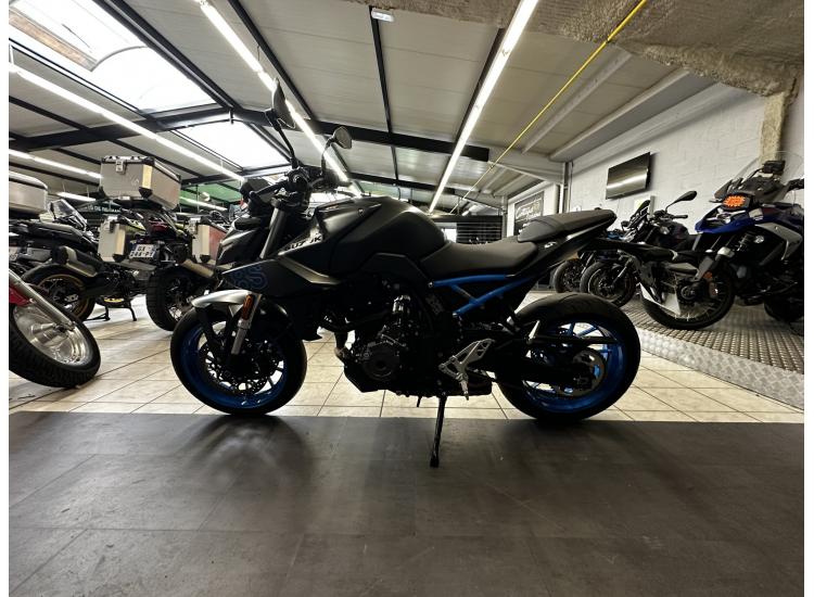 SUZUKI GSX-8S FULL GARANTIE ! 
