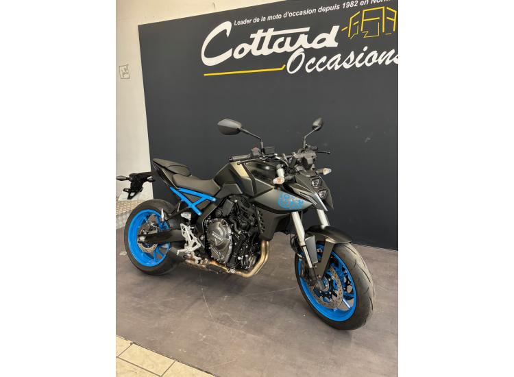 SUZUKI GSX-8S Full