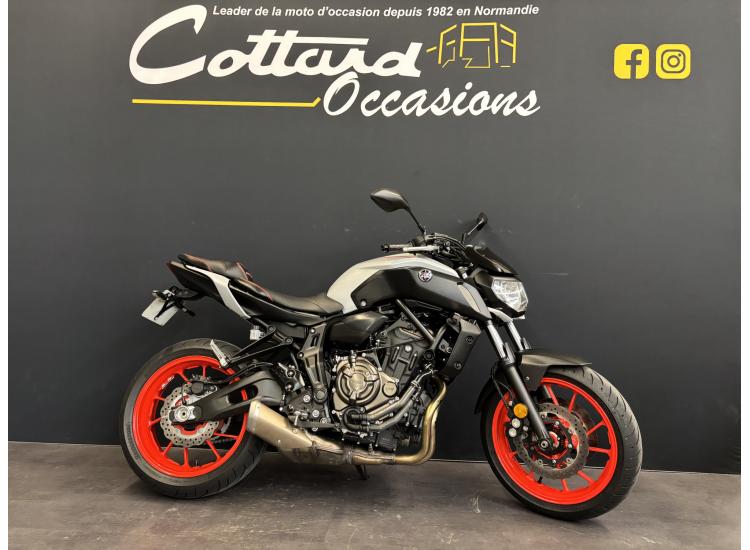 YAMAHA MT-07 A2 REVISÉE & GARANTIE 12 MOIS !