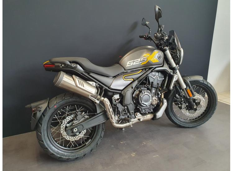 VOGE 525 ACX NEUVE GARANTIE 3 ANS !