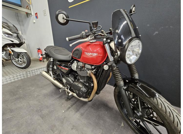 TRIUMPH STREET TWIN  900 BRIDABLE A2 REVISEE ET GARANTIE !